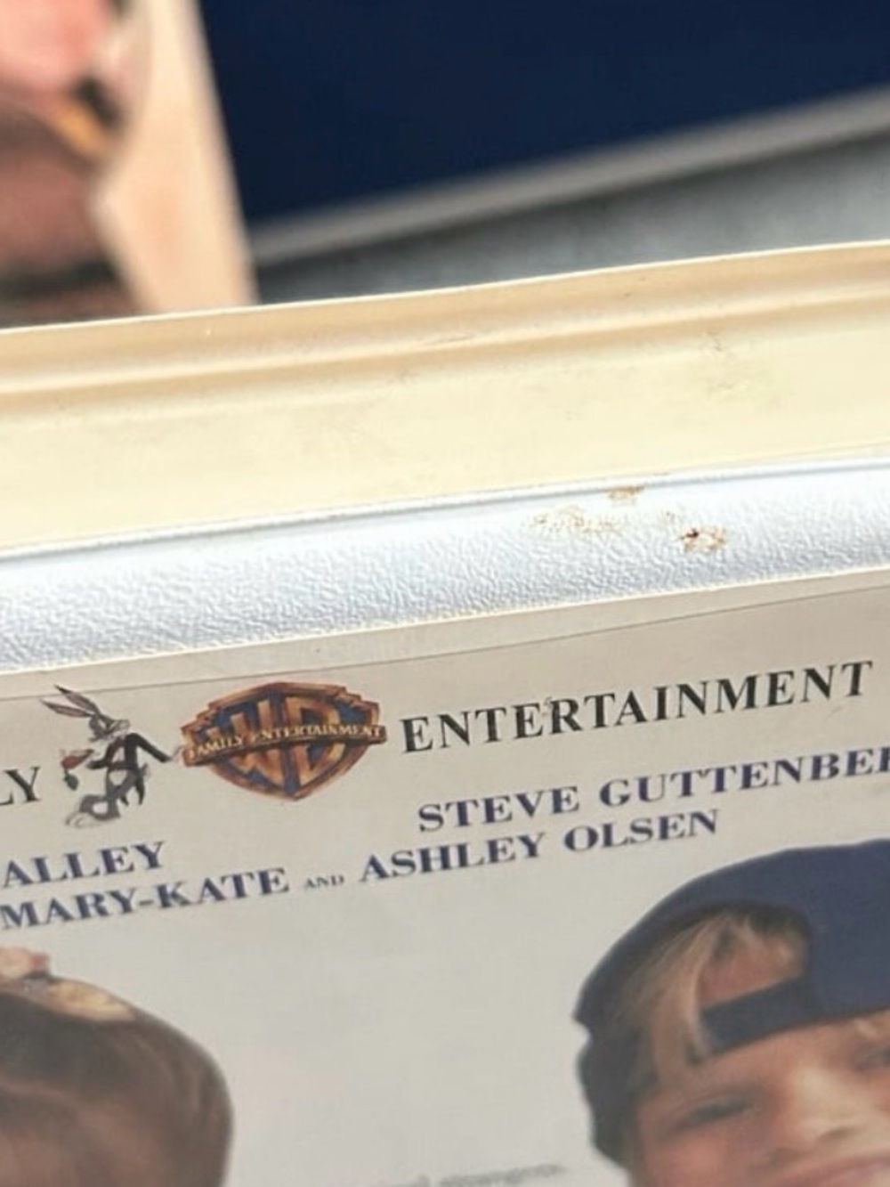 Mary-Kate and Ashley Olsen VHS - Lot of 6 (Mix of Clamshells + Slip-Cover) - Picture 2 of 12